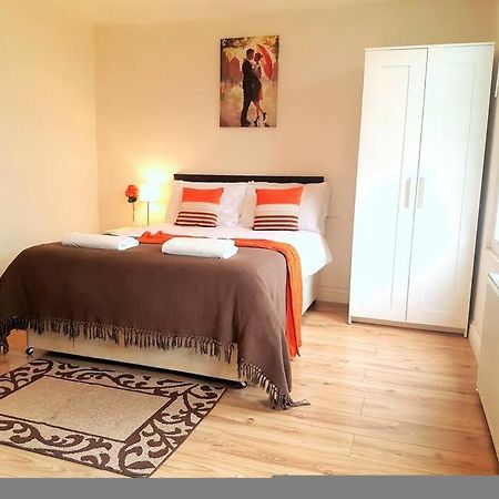 Comfortable Studio Flat Near Central London Luaran gambar